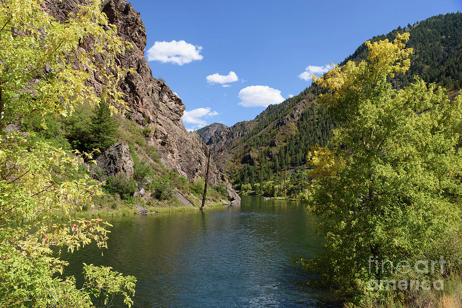 Autumn on the Gunnison River Photograph by Jeff Hubbard