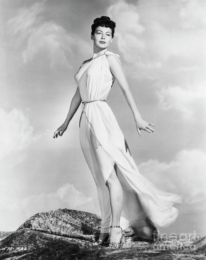 Ava Gardner In Breezy Grecian Dress Photograph by Bettmann