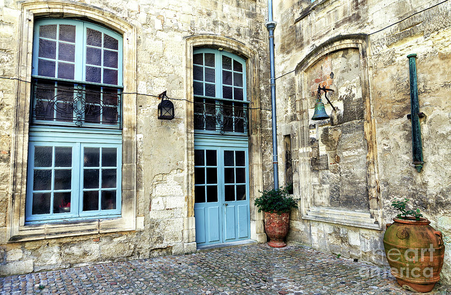 Courtyard Photograph - Avignon Courtyard by John Rizzuto Courtyard Photograph - Avignon Courtyard by John Rizzuto