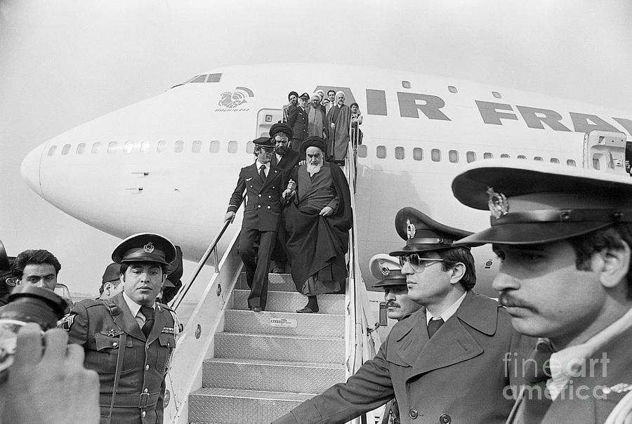 Ayatollah Khomeini Stepping Photograph by Bettmann