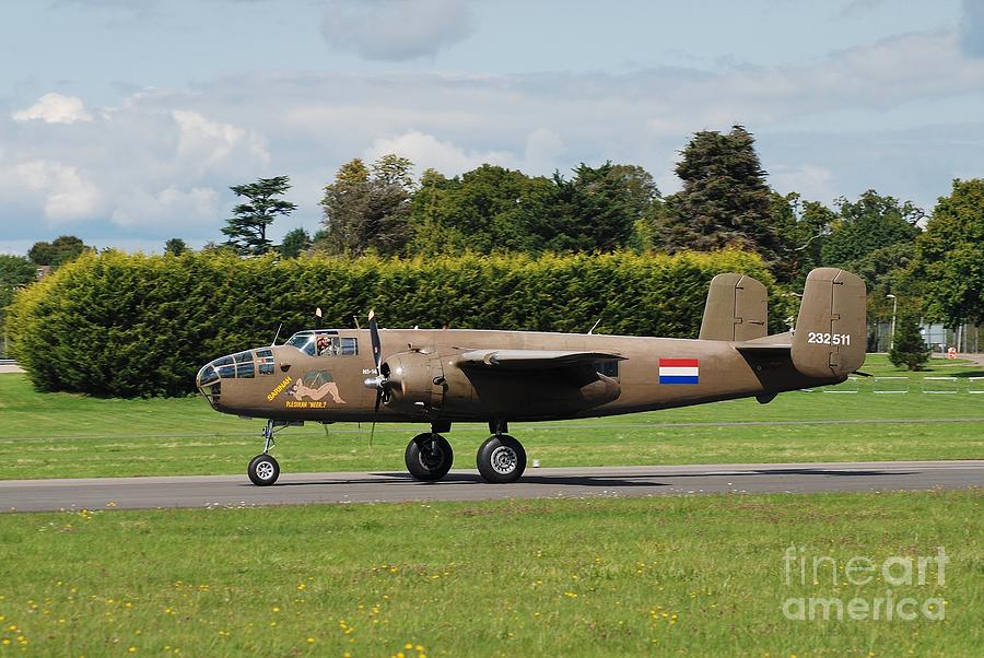 B25 Mitchell bomber Photograph by David Fowler