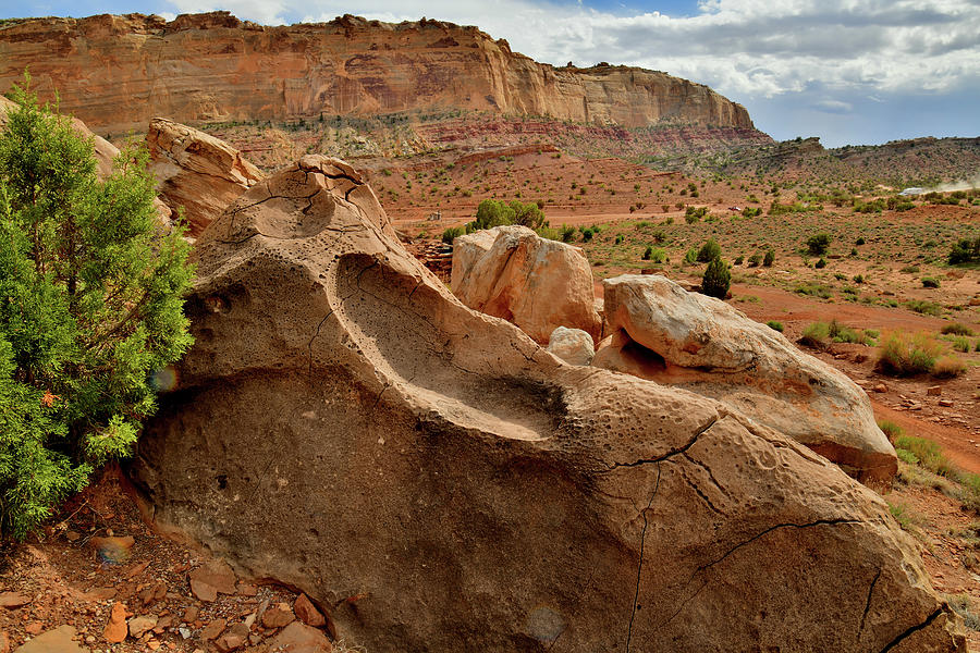 Backside of San Rafael Swell in Utah Photograph by Ray Mathis