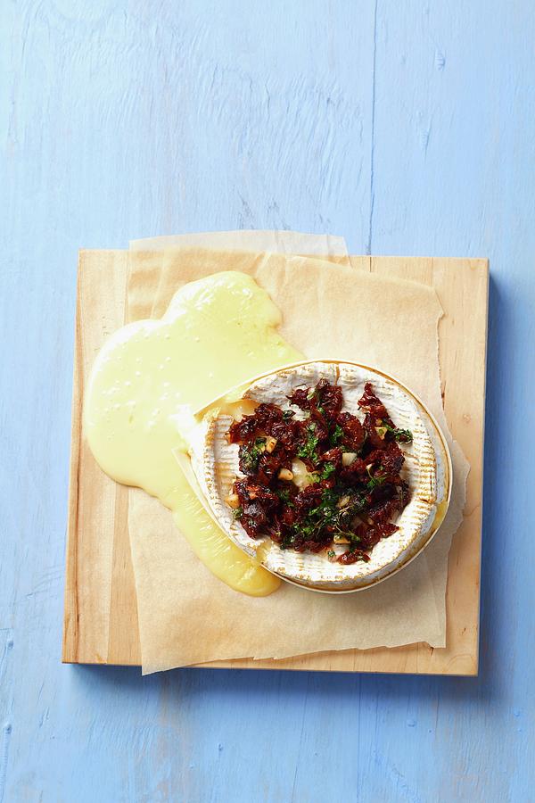 Baked Camembert With Sundried Tomatoes Photograph by Rua Castilho
