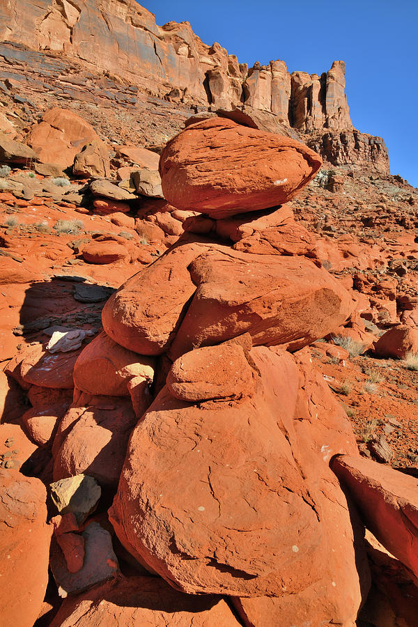 Balanced Red Rocks near Moab Utah Photograph by Ray Mathis
