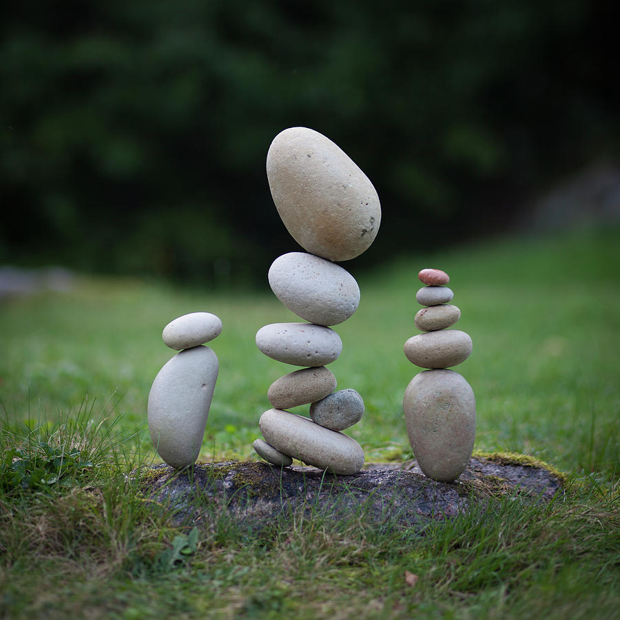 Balancing art #35 Sculpture by Pontus Jansson