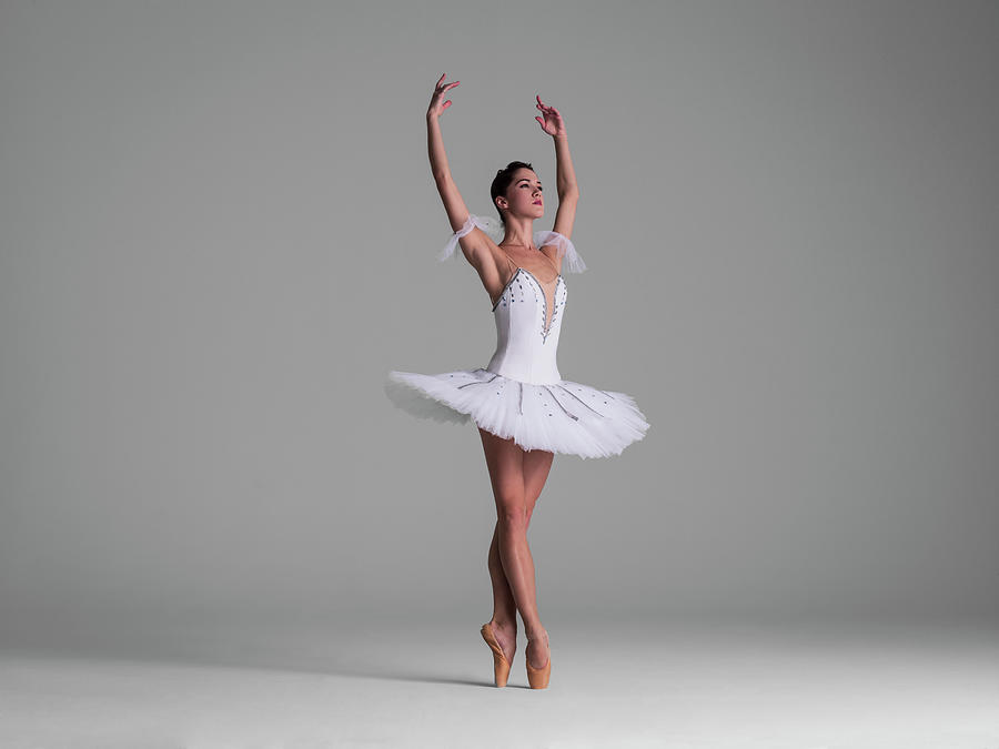 Ballerina On Point In Releve Fifth Photograph by Nisian Hughes