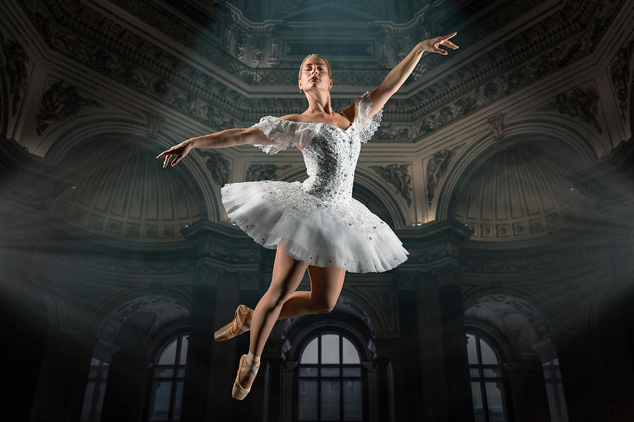 Sports Photograph - Ballerinablance by Marcel Egger