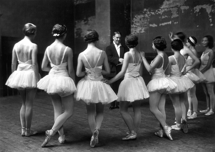 Ballet Dancers Photograph by Alfred Eisenstaedt