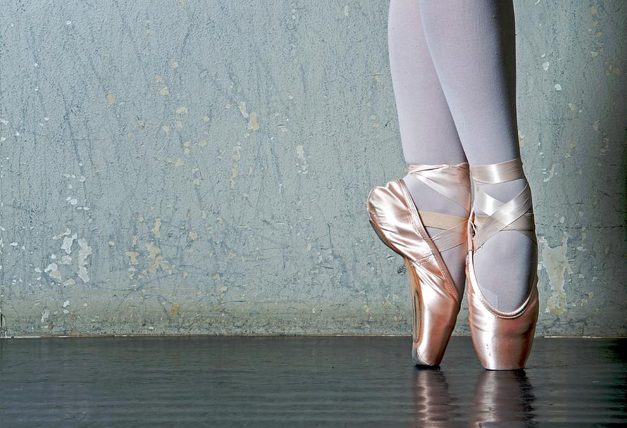 helt bestemt Ønske Medarbejder Ballet Dancers Feet En Pointe by Dlewis33