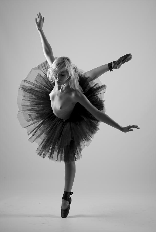 Ballet Photograph by Hove