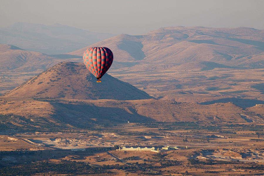 Ballooning Over Cappadocia Photograph by Wu Swee Ong