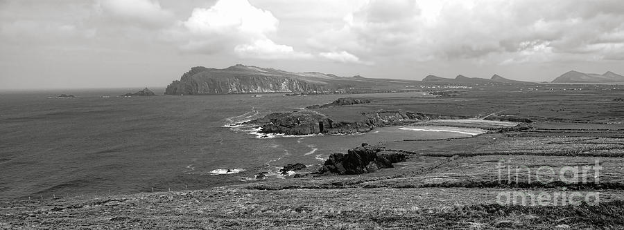 Ballyferriter Bay Seascape Photograph by Olivier Le Queinec