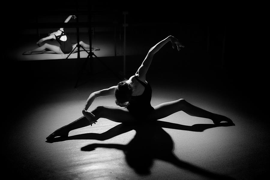 B&w Ballet Photograph by Maiklsemenov
