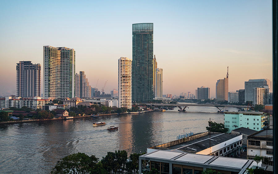 Bangkok's Lifeline The Chao Phraya River In The Early Morning 