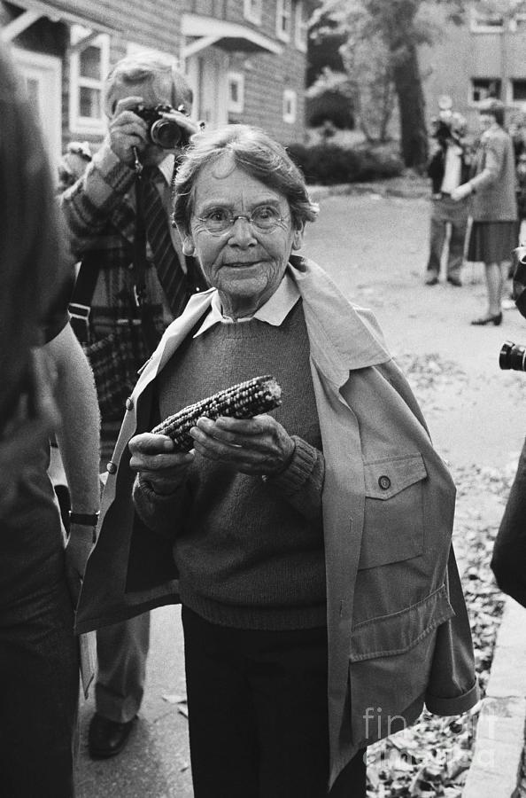 Barbara Mcclintock Holding Ear Of Corn Photograph by Bettmann