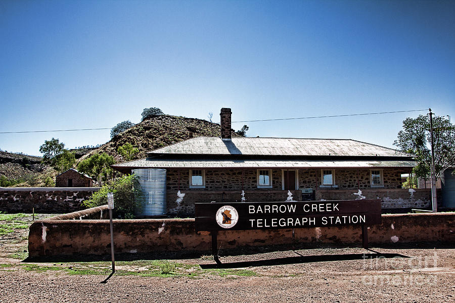 Tree Photograph - Barrow Creek Telegraph Station by Douglas Barnard
