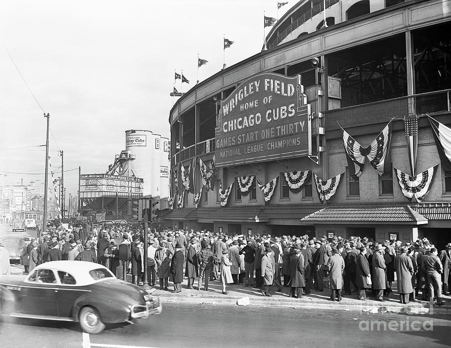 Detroit Tigers Photograph - Baseball Fans Waiting Outside Wrigley by Bettmann