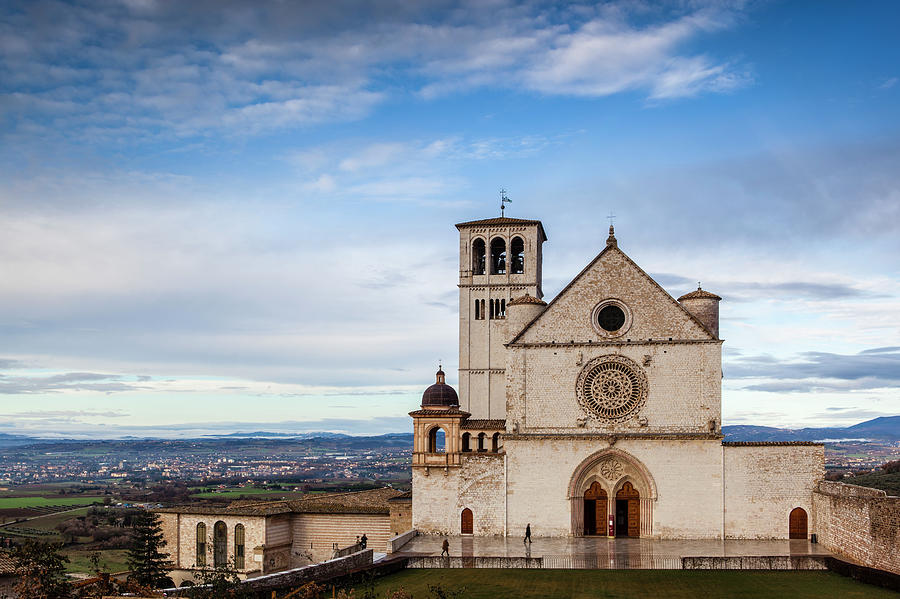 Basilica Di San Francesco Photograph by Richard Ianson