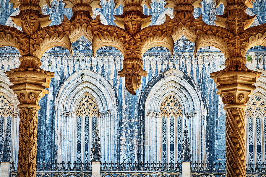 Batalha Monastery Royal Cloister Architecture - Portugal Photograph by Stuart Litoff