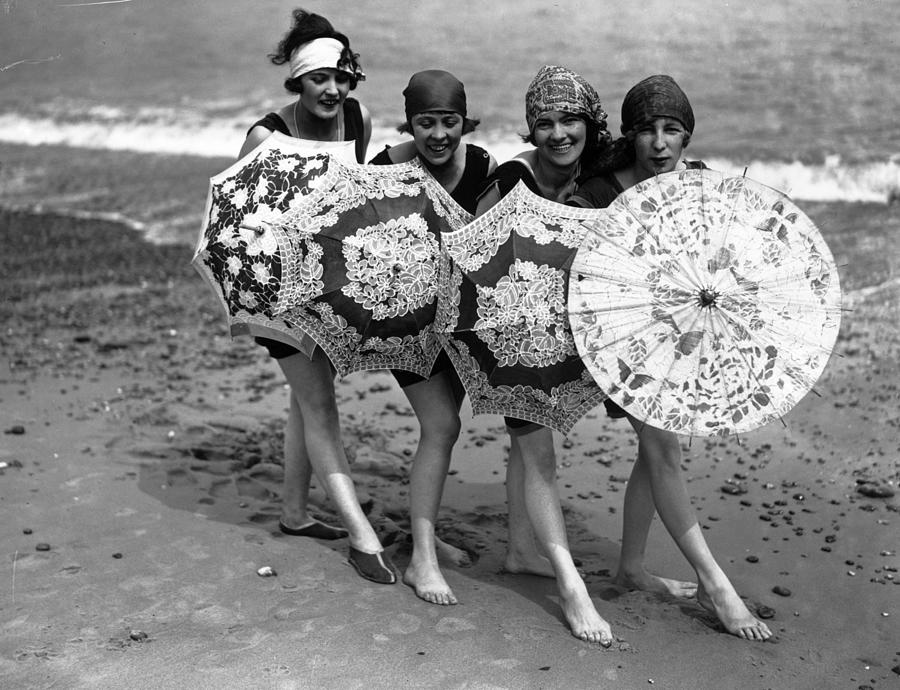 Bathing Girls Photograph by Fox Photos