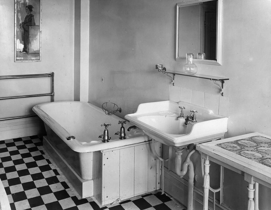 Black And White Photograph - Bathroom by Fox Photos