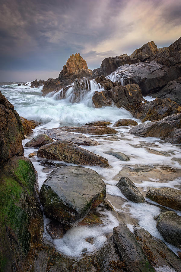 Battering Waves at Pinnacle Rock Photograph by Kristen Wilkinson