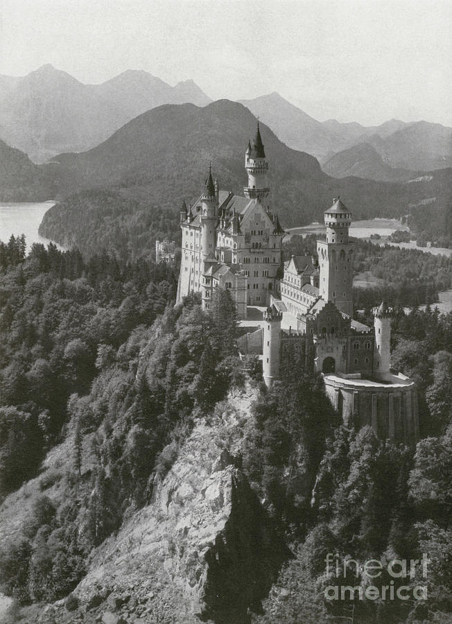 Bayerisches Konigsschloss Neuschwanstein Photograph by German ...