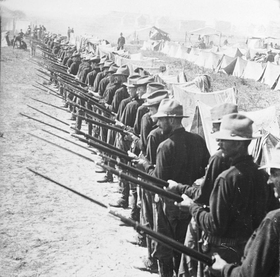 Bayonet Line Photograph by Hulton Archive