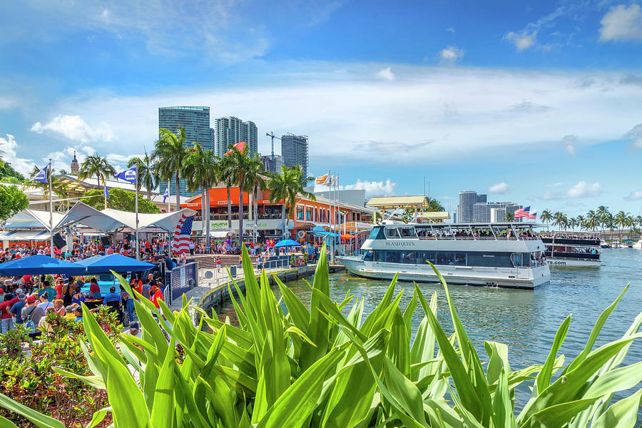 Bayside Marketplace In Downtown Miami Digital Art by Laura Zeid