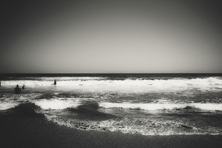 Huntington Beach Photograph - Beach XX by Hyuntae Kim