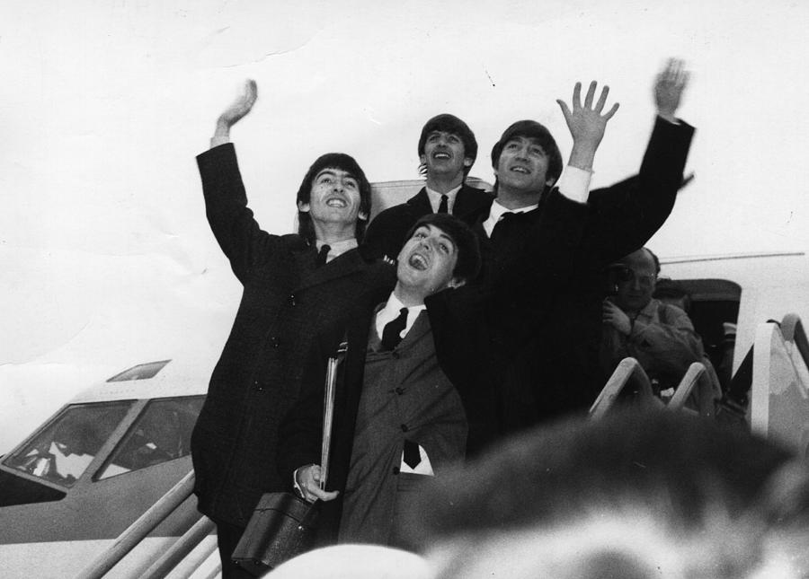 Paul Mccartney Photograph - Beatles Wave by Evening Standard
