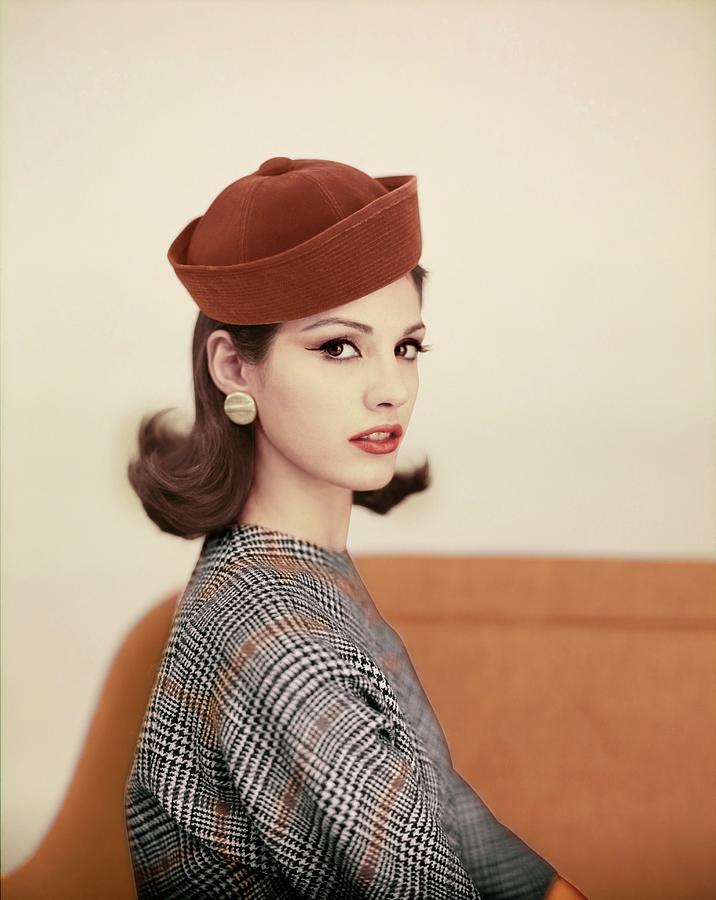 Beatrice Whitney In An Emme Velveteen Hat Photograph by Karen Radkai
