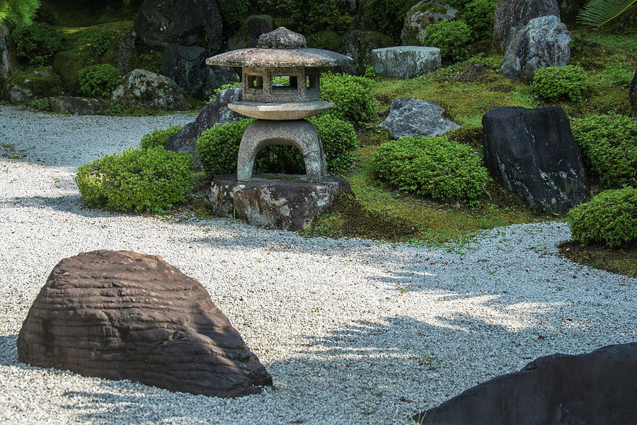 Beautiful Japanese Stone Garden Pyrography By Sina Vodjani