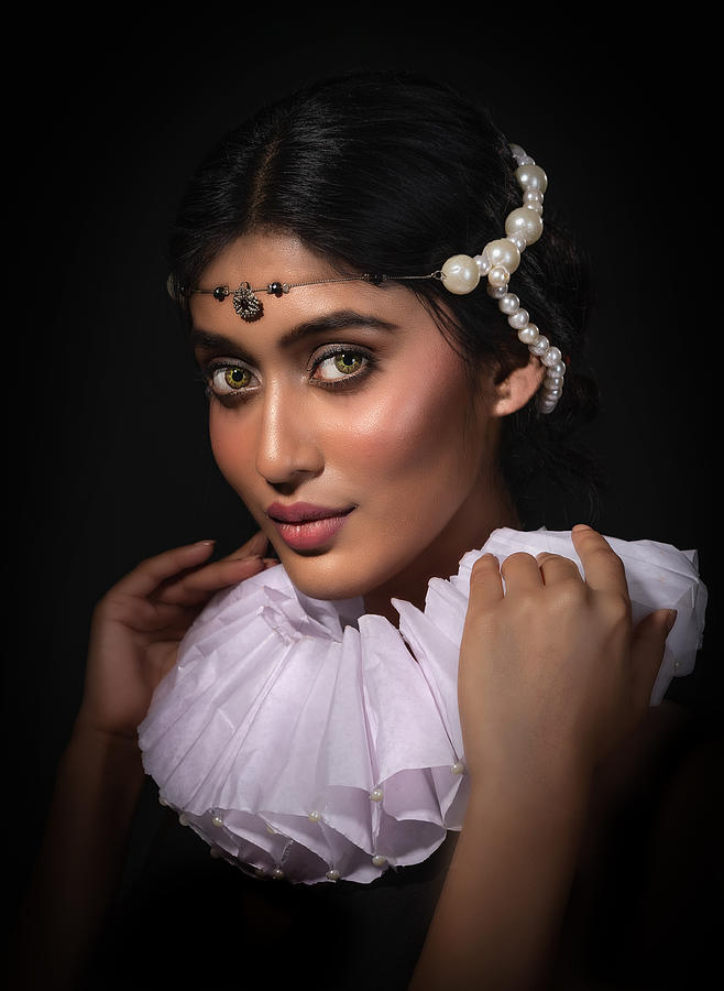 Portrait Photograph - Beautiful Lady by Nilendu Banerjee