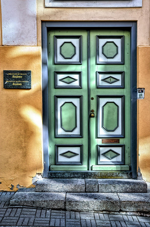 Behind The Green Door Photograph By Paul Coco