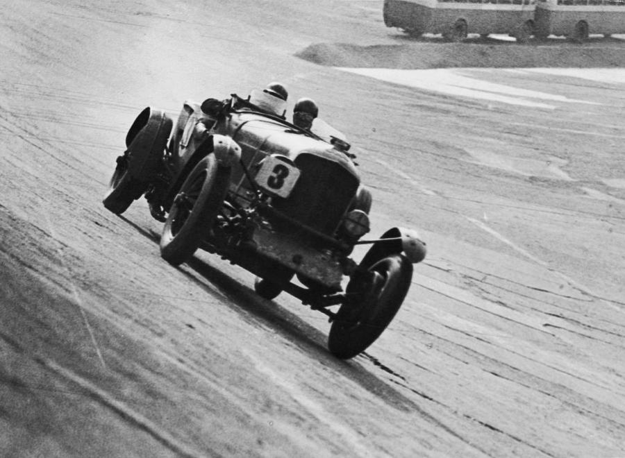 Bentley Speed Six Photograph by Hulton Archive