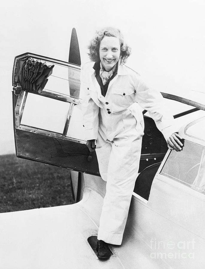 Beryl Markham Standing On The Wing Photograph by Bettmann