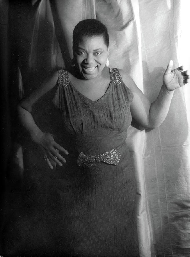 Bessie Smith, American Blues Singer Photograph by Science Source