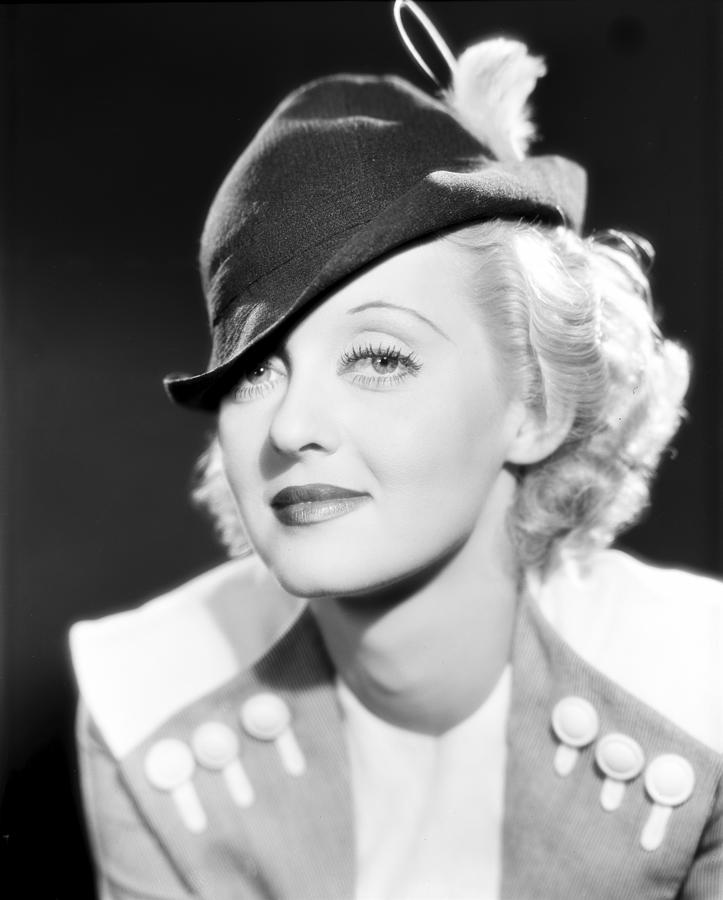 Bette Davis In Feathered Hat Photograph by Movie Star News | Pixels