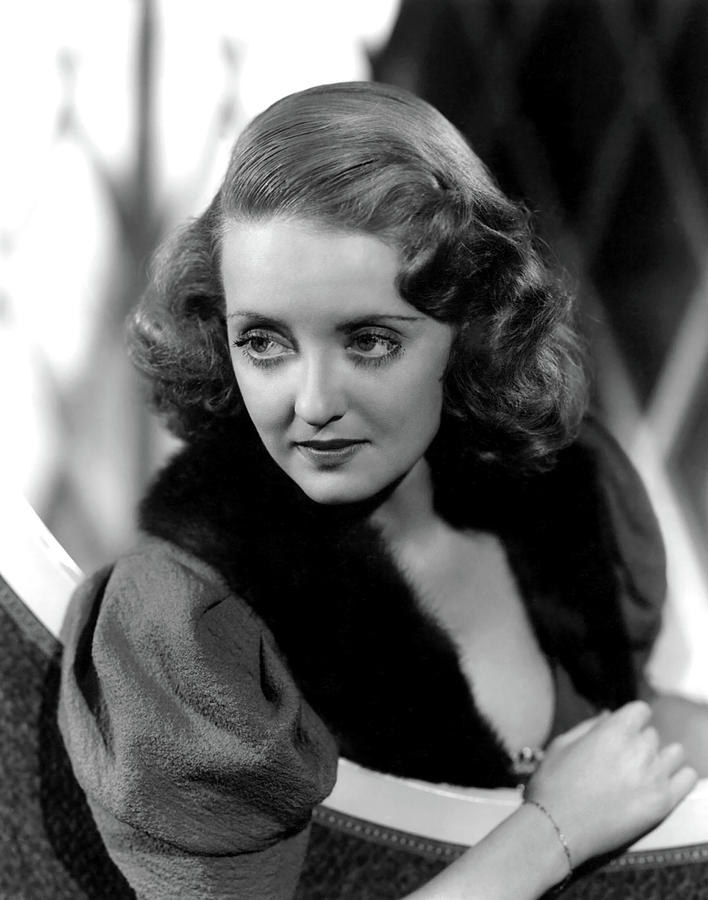 Bette Davis Posed Elegantly In The Studio Photograph by Globe Photos