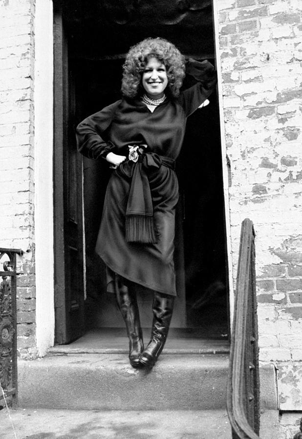 Bette Midler Photograph by New York Daily News Archive