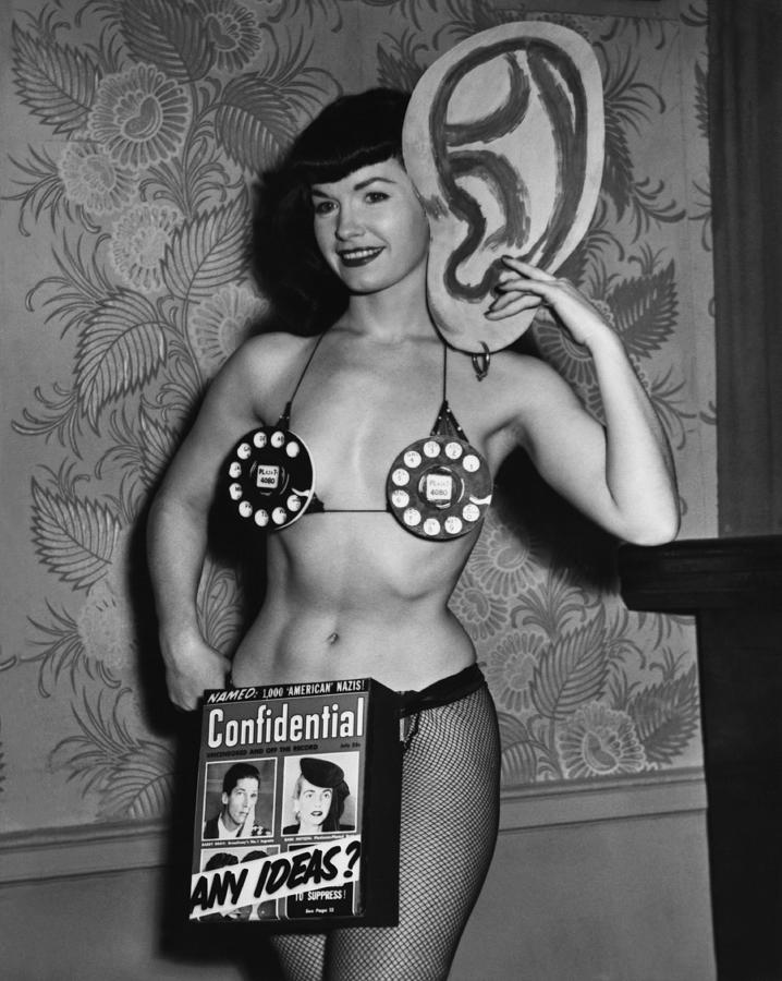 Bettie Page For Confidential Photograph by Keystone-france