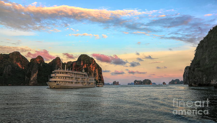 Bhaya Au Co Cruise Ha Long Bay Vietnam Photograph by Chuck Kuhn