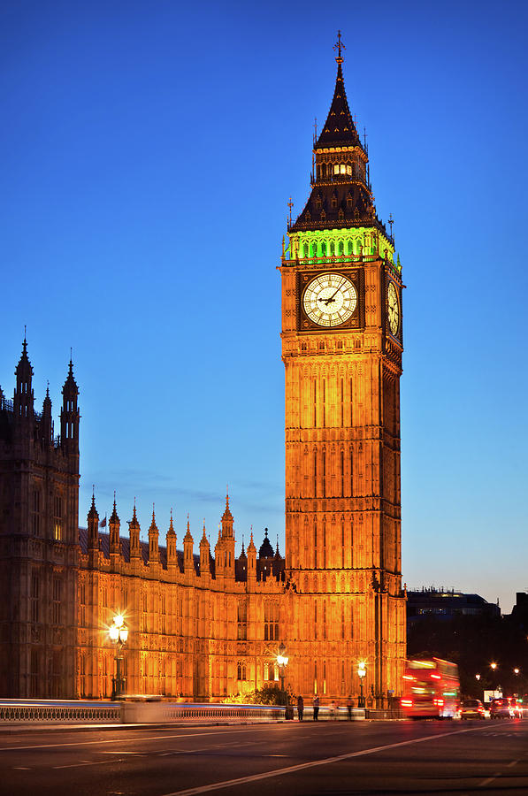 Big Ben In London by Nikada