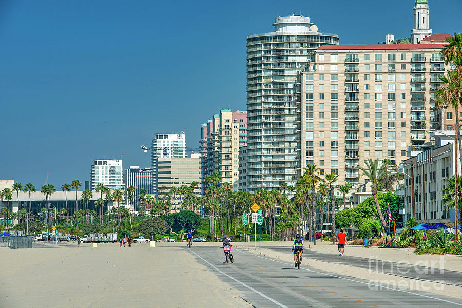 Bikepath Long Beach Ca Photograph by David Zanzinger