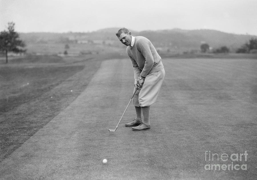 Bill Melhorn, Golfer, In Action Photograph by Bettmann