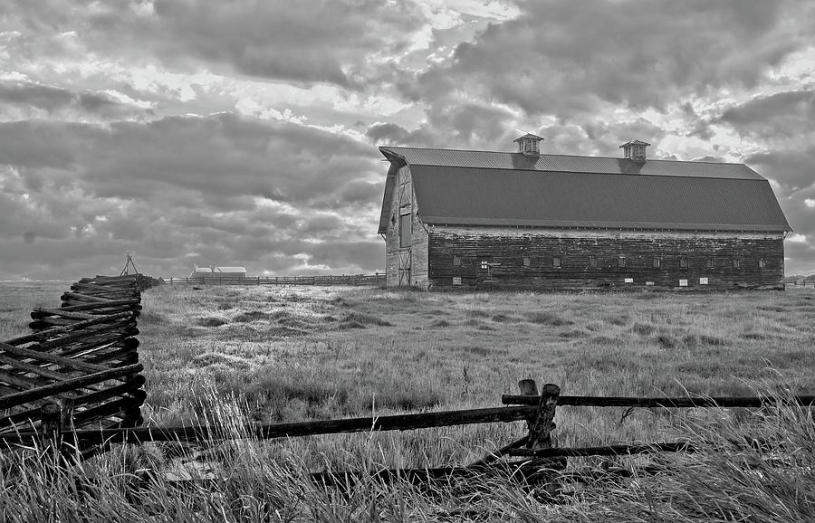 Barn Photograph - Black N White Barn And Splitrail Fence by Randall Branham