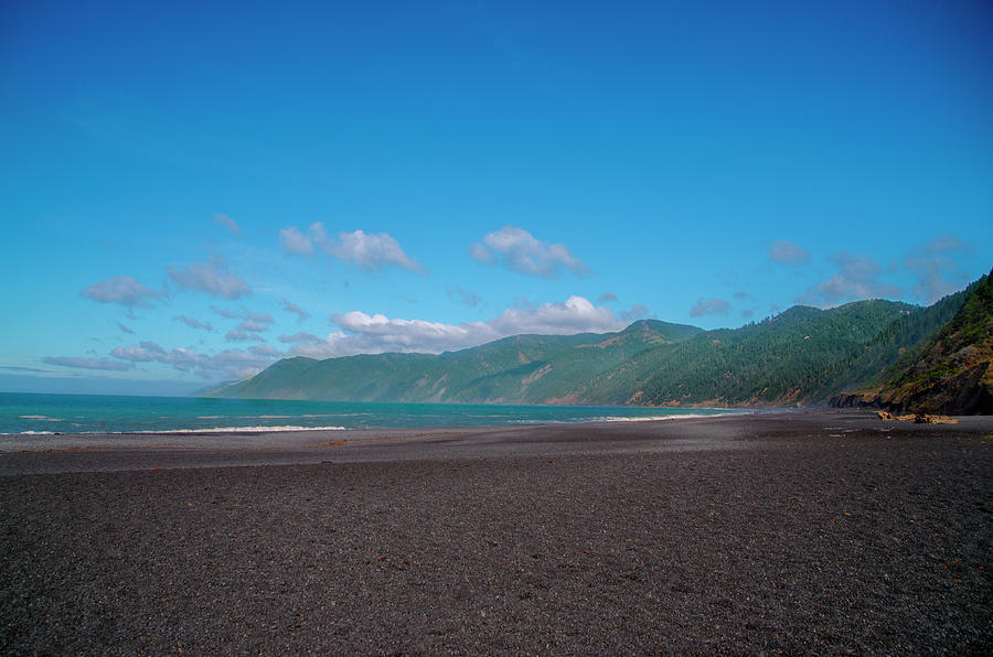Black Sands beach - Shelter Cove California Photograph by Bill Cannon