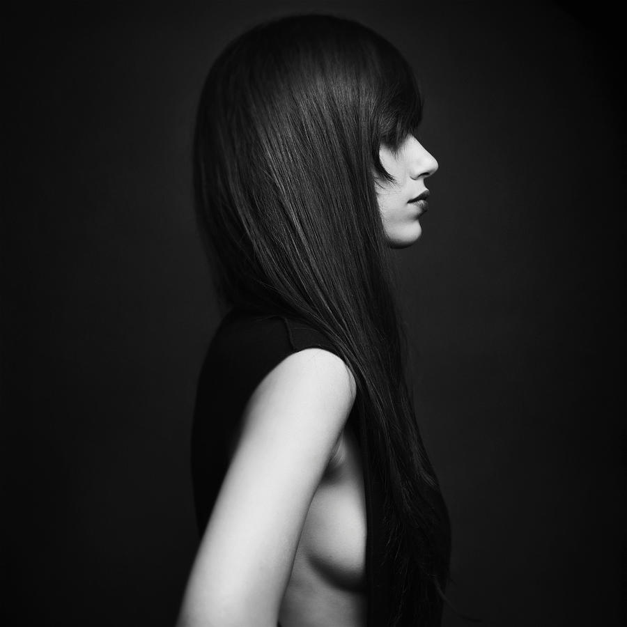 Nude Photograph - Black&white by Oren Hayman