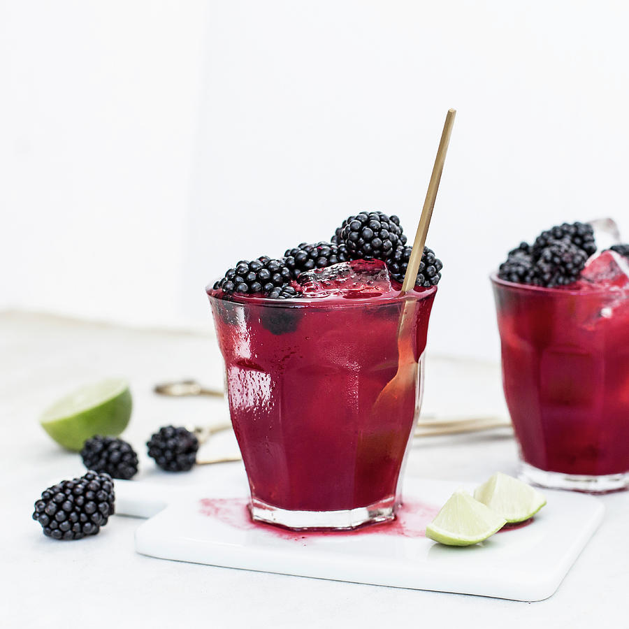 Blackberry Lemonade With Fresh Blackberries And Limes Photograph by Theveggiekitchen
